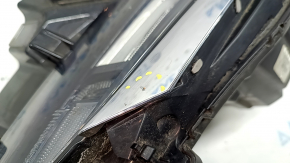Фара передняя правая Toyota Sienna 21-24 LED, LE, XLE, Led, выгорел центральный LED, тычка на хроме