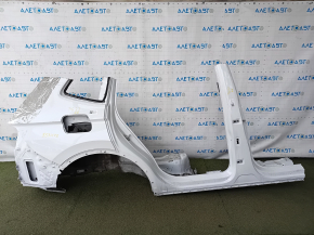 Чверть крило задня права VW Tiguan 18-24 long відпиляна, з центральною стійкою, біла, тички