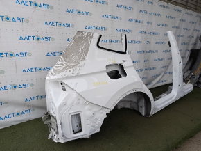 Задняя правая четверть кузова VW Tiguan, общий вид сзади.