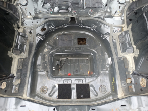 Корито багажника Ford Escape MK4 20-26 на кузові