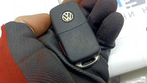 Ключ VW Tiguan 12-16 4 кнопки, раскладной, царапины