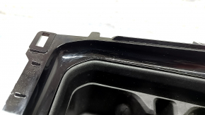 Накладка центральной консоли подстаканник Jeep Compass 22-24 черный глянец, царапины