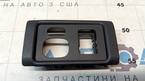 Вставка накладки колени водителя Lexus CT200h 11-13 черная