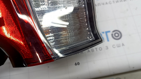 Фонарь верхний крыло левый Toyota Prius 50 19-22 царапины