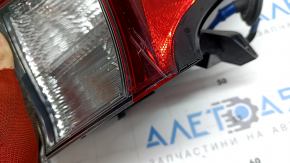 Фонарь верхний крыло правый Toyota Prius 50 19-22 царапины, сколы