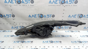 Фара передняя правая в сборе Toyota Prius 50 19-22 LED с AFS, без Auto Light, сколы