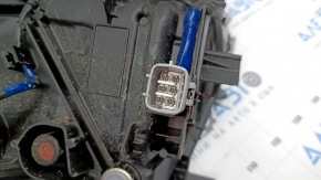 Фара передняя левая в сборе Toyota Prius 50 19-22 LED с AFS, без Auto Light, сколы, царапины