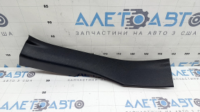 Накладка порога задня права Toyota Prius 50 16-22 чорна, потерта, побіліли кріплення