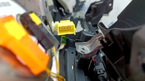 Торпедо передняя панель с AIRBAG Toyota Prius 50 17-22 черная с серым под малый дисплей, с нижним креплением, под чистку, вмятины