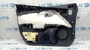 Обшивка двери карточка передняя правая Toyota Prius 50 18-22 черная с серой вставкой, с подлокотником кожа, царапины
