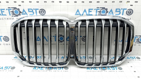 Решітка радіатора grill BMW X7 G07 19-22 без нічного бачення, під камеру, тичка