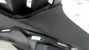 Накладка задней стойки правая нижняя Honda Civic XI FE/FL 22-26 4d черная, царапины