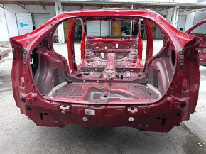 Задня панель Toyota Prius 50 19-22 на кузові червона