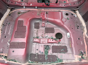 Корито багажника Toyota Prius 50 19-22 AWD на кузові