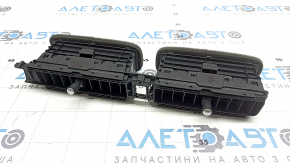 Дефлектор воздуховода передней панели центральный Honda Civic XI FE/FL 22-26