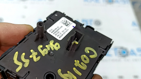 Кнопка контроль спуска BMW X7 G07 19-25 с управлением дорожного просвета, надломана фишка, царапины