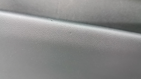 Обшивка двери карточка передняя левая BMW X7 G07 19-22 кожа черная Schwarz, вставка под дерево, с ручкой, с сеткой динамика Harman Kardon, подлокотник и вставка кожа коричневая Coffee, тычки, царапины, под чистку