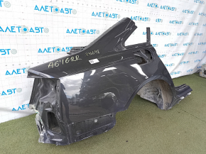 Четверть кузова Audi A6 2012-2018, вид сзади, заметны следы использования.
