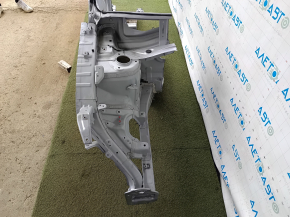 Четверть передняя правая Hyundai Tucson 22-25 1.6T HEV Korea, отпилена, серебро, с центральной стойкой, замят порог, вмятины