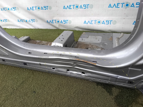 Четверть передняя правая Hyundai Tucson 22-25 1.6T HEV Korea, отпилена, серебро, с центральной стойкой, замят порог, вмятины