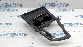 Накладка центральної консолі з підсклянниками BMW 4 F32/33/36 16-20 з килимком, з 1 килимком підсклянника, подряпини