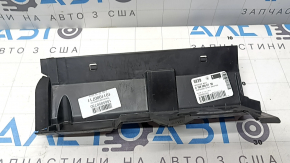 Дефлектор радіатора правий Mercedes GLA 15-20