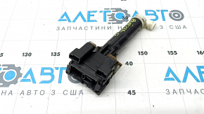 Форсунка омивача фари ліва Lexus RX350 RX450h 13-15 зі скобою