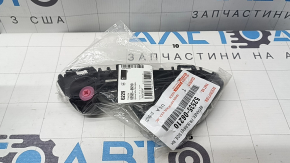 Крепление переднего бампера правое Toyota Camry v70 18-24