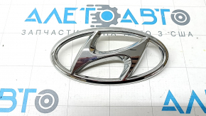 Емблема HYUNDAI двері багажника Hyundai Santa FE 21-23 хром