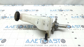 Головний гальмівний циліндр із бачком Hyundai Santa FE 21-23 2.5T