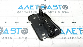 Крюк замка капота левый Porsche Cayenne 19-23