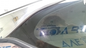 Форточка глухое стекло задняя правая Honda Accord 18-22 хром