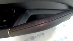 Обшивка двери карточка задняя левая Porsche Cayenne 19-23 Bose, кожзам черный, без шторки, подлокотник кожа черная, царапины, надрыв