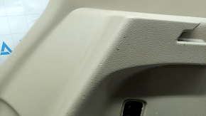 Обшивка арки правая Nissan Rogue 17-20 бежевая, под 2 ряда, с накладкой и заглушками, царапины