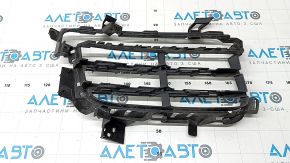 Решетка переднего бампера правая Porsche Cayenne 19-23 структура, Base