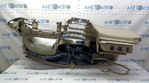Торпедо передняя панель с AIRBAG Nissan Rogue 14-20 бежевая BOSE, с накладками и бардачком, треснуто крепление накладки, потерта, в клее