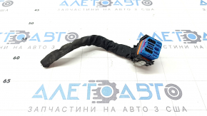 Фишка на блок ECU компьютер двигателя Porsche Cayenne 19-23 3.0T синяя