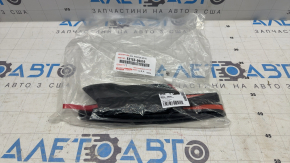 Ущільнювач капота на бампері Lexus ES300h ES350 16-18 рест