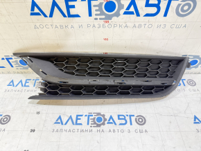 Решетка переднего бампера левая VW Passat b7 12-15 USA без птф, без молдинга