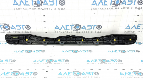 Кронштейн накладки дверей багажника Kia Sportage 17-22