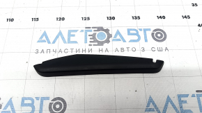 Накладка фонаря внутреннего левая VW Passat b7 12-15 USA