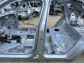 Стойка кузова центральная левая Porsche Cayenne 19-26 на кузове
