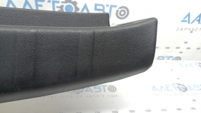 Накладка проема багажника Nissan Rogue Sport 17-23 черная, царапины