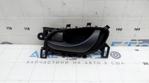 Ручка двери внутренняя задняя левая Nissan Rogue Sport 17-22 черная