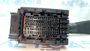 Фишка на блок ECU компьютер двигателя Kia Sportage 20-22 2.4 красная
