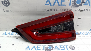 Фонарь внутренний дверь багажника правый Nissan Rogue Sport 20-22
