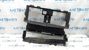 Рамка жалюзі гола Ford Edge 19-24 2.0T, 2.7T тріщини, надломи, немає фрагмента