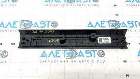 Накладка порога передняя правая Ford Edge 19-24 черная, потерта