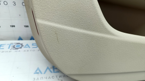 Обшивка двери карточка передняя левая Audi A6 C7 12-18 бежевая, кожа бежевая, вставка и подлокотник кожа бежевая, верх коричневый, с ручкой, BOSE, с подсветкой, с кнопками, царапины, под чистку