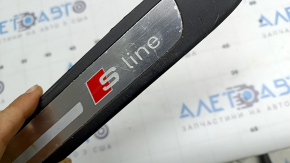 Накладка порога внешняя передняя левая Audi A6 C7 12-18 S-line, царапины, коррозия хрома
